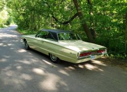 Ford Thunderbird