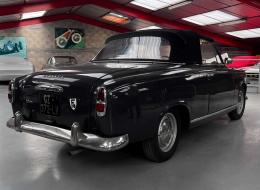 Peugeot 403