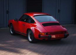 Porsche 911 3.2 Carrera