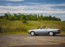 Mercedes-Benz SL 560