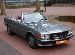 Mercedes-Benz SL 560