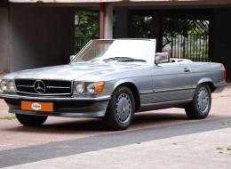 Mercedes-Benz SL 560