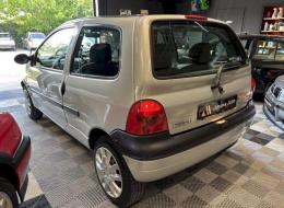 Renault Twingo 1.2 16v Privilege 