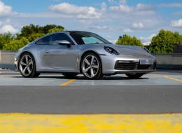 Porsche 911 992 Carrera 4