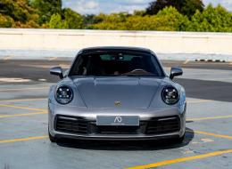 Porsche 911 992 Carrera 4