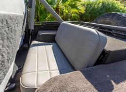 Jeep Wrangler 4.0 YJ finition Yukon
