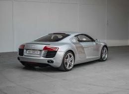 Audi R8 V8 FSI Mk1 R-tronic *Entretiens exclusifs Audi*