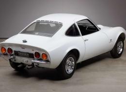 Opel GT 1900