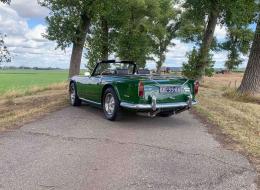 Triumph TR250