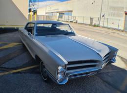 Pontiac Bonneville Sedan