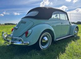 Volkswagen Coccinelle 1965 Cabrio body off restored
