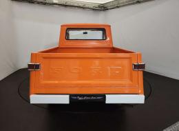 Ford Pick-up F75