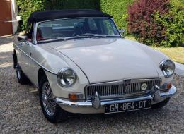 MG B