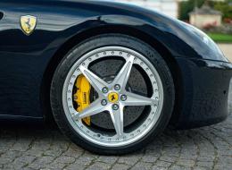 Ferrari 599 HGTE USINE *Bleu Pozzi*