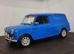 Mini Van