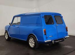 Mini Van