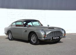 Aston Martin DB 6 Saloon Superleggera