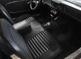 Ford Mustang COUP&Eacute; SPORT V8 