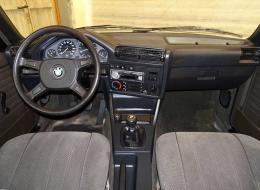 BMW Série 3 316 1.8 BERLINA E30