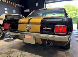 Ford Mustang Coupé V8 302Ci Bva 