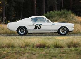 Ford Mustang "Shelby"