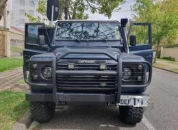 LandRover Defender 110