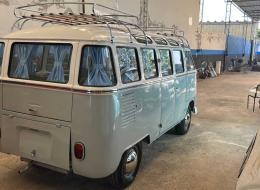 Volkswagen Combi Samba replica
