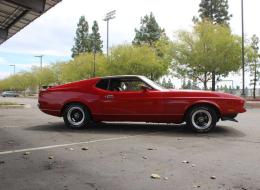 Ford Mustang V8