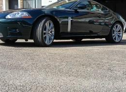 Jaguar XKR coupé 406 ch 