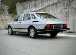 Saab 900 GLi