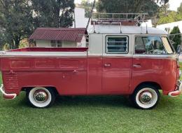 Volkswagen Combi T2 Crew Cab Splitwindow Bus