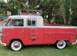Volkswagen Combi T2 Crew Cab Splitwindow Bus