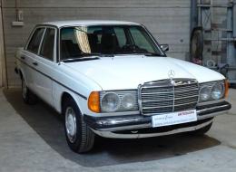 Mercedes-Benz 240 D W123