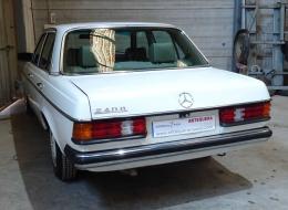 Mercedes-Benz 240 D W123