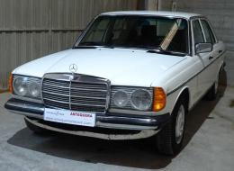 Mercedes-Benz 240 D W123