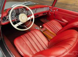 Mercedes-Benz SL 250 Pagode