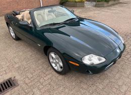 Jaguar XK8 convertible