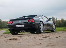 Ferrari F 355 GTS - boîte manuelle