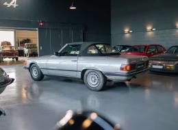 Mercedes-Benz SL 280