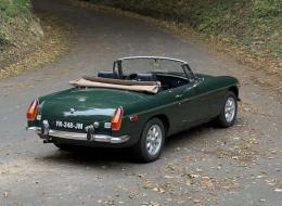 MG B