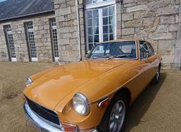 MG B GT
