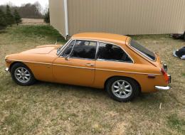 MG B GT