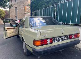 Mercedes-Benz 190 E