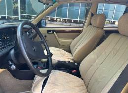Mercedes-Benz 190 E