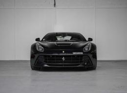 Ferrari F12 Berlinetta *Nero Daytona & Équipements