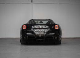 Ferrari F12 Berlinetta *Nero Daytona & Équipements
