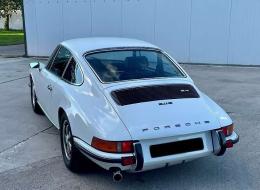 Porsche 911 2.4 E Coupé