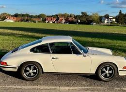 Porsche 911 2.4 E Coupé