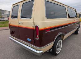 Ford Van Clubwagon XLT