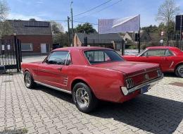 Ford Mustang V8 Coupé